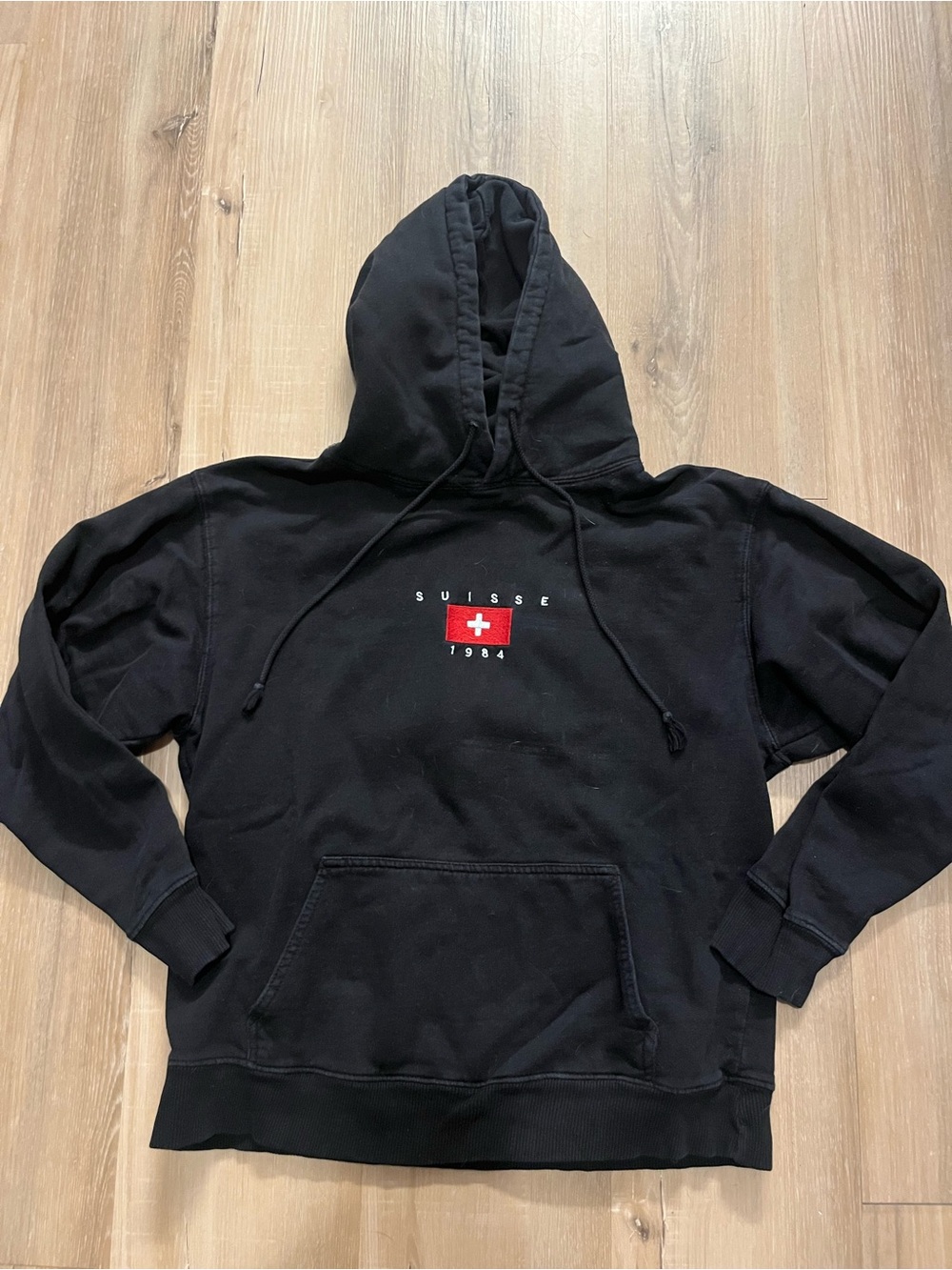 Suisse 1984 Black Pullover Hoodie